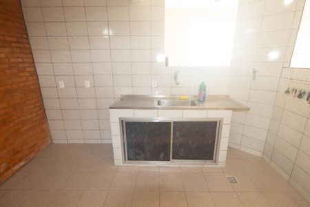 Casa para alugar com 310m², 3 quartos e 4 vagas Casa para alugar com 310m², 3 quartos e 4 vagasCozinha e Área de Serviço