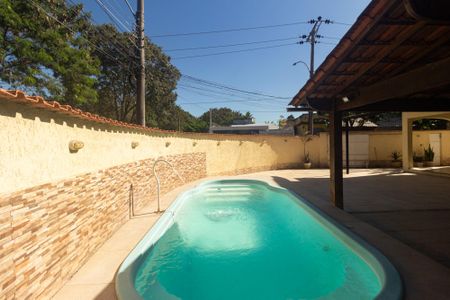 Casa para alugar com 310m², 3 quartos e 4 vagas Casa para alugar com 310m², 3 quartos e 4 vagasPiscina