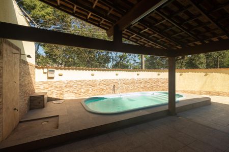 Casa para alugar com 310m², 3 quartos e 4 vagas Casa para alugar com 310m², 3 quartos e 4 vagasVaranda