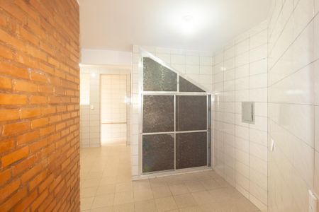 Casa para alugar com 310m², 3 quartos e 4 vagas Casa para alugar com 310m², 3 quartos e 4 vagasCozinha e Área de Serviço