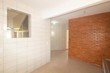 Casa para alugar com 310m², 3 quartos e 4 vagas Casa para alugar com 310m², 3 quartos e 4 vagasCozinha e Área de Serviço