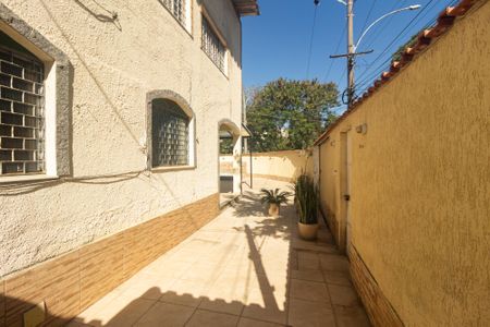 Quintal de casa para alugar com 3 quartos, 310m² em Campo Grande, Rio de Janeiro