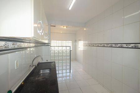 Cozinha e Área de Serviço de casa para alugar com 3 quartos, 310m² em Campo Grande, Rio de Janeiro