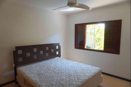 Casa de condomínio à venda com 390m², 4 quartos e 6 vagasSuite 1