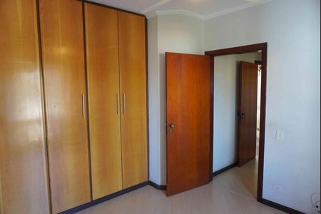 Casa de condomínio à venda com 390m², 4 quartos e 6 vagasSuite 2