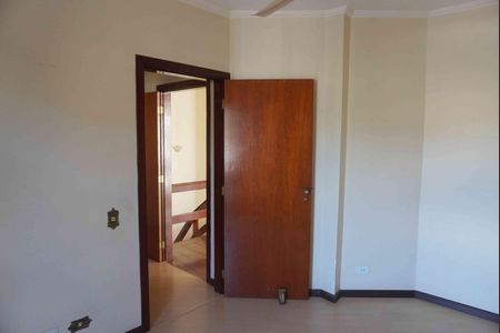 Casa de condomínio à venda com 390m², 4 quartos e 6 vagasSuite 2