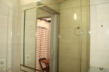Casa para alugar com 1 quarto, 27m² em Vila Santa Virginia, São Paulo