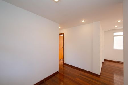 HOME OFFICE de apartamento para alugar com 3 quartos, 92m² em Luxemburgo, Belo Horizonte