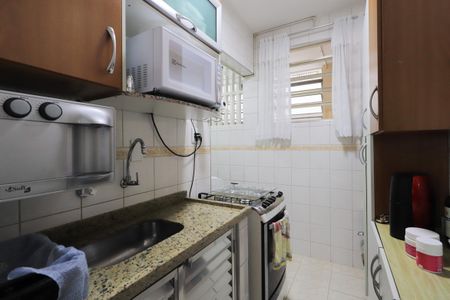 Apartamento à venda com 52m², 2 quartos e sem vaga Apartamento à venda com 52m², 2 quartos e sem vagaCozinha e Área de Serviço