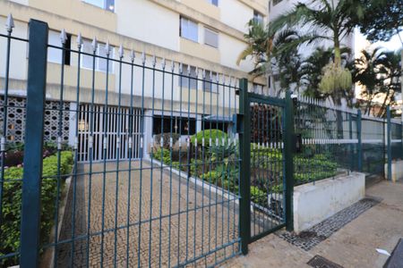 Apartamento à venda com 52m², 2 quartos e sem vaga Apartamento à venda com 52m², 2 quartos e sem vagaFachada