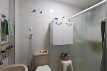Apartamento à venda com 52m², 2 quartos e sem vaga Apartamento à venda com 52m², 2 quartos e sem vagaBanheiro