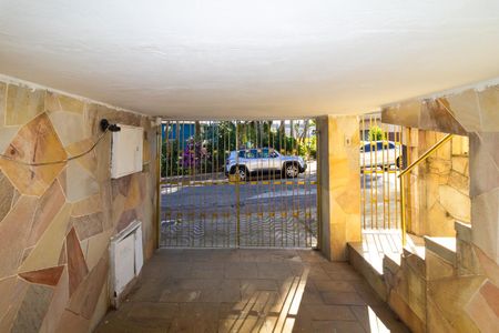 Garagem de casa à venda com 2 quartos, 140m² em Vila Celeste, São Paulo