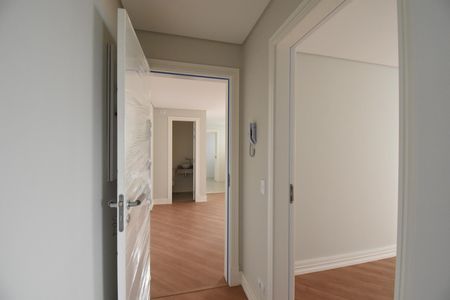Apartamento à venda com 67m², 2 quartos e 2 vagasCorredor