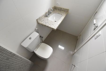 Apartamento à venda com 67m², 2 quartos e 2 vagasBanheiro da Suíte 2
