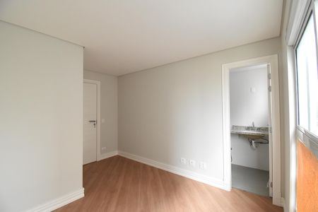 Apartamento à venda com 67m², 2 quartos e 2 vagasSuíte 2