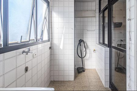 Apartamento para alugar com 111m², 3 quartos e 2 vagas Apartamento para alugar com 111m², 3 quartos e 2 vagasárea de serviço_4