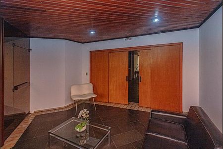 Apartamento para alugar com 111m², 3 quartos e 2 vagas Apartamento para alugar com 111m², 3 quartos e 2 vagassala de espera_4