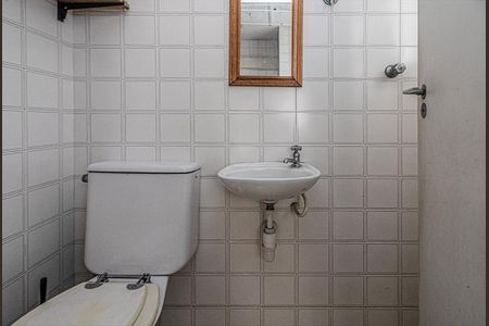 Apartamento para alugar com 111m², 3 quartos e 2 vagas Apartamento para alugar com 111m², 3 quartos e 2 vagasbanheiro na área de serviço_1