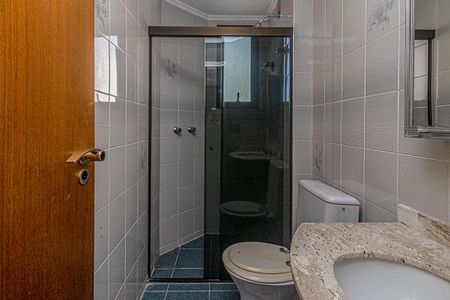 Apartamento para alugar com 111m², 3 quartos e 2 vagas Apartamento para alugar com 111m², 3 quartos e 2 vagasbanheiro social_2