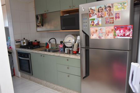 Apartamento à venda com 54m², 2 quartos e 1 vaga Apartamento à venda com 54m², 2 quartos e 1 vagaCozinha - Armários