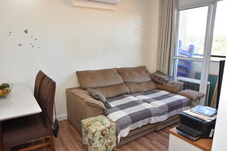 Apartamento à venda com 54m², 2 quartos e 1 vaga Apartamento à venda com 54m², 2 quartos e 1 vagaSala