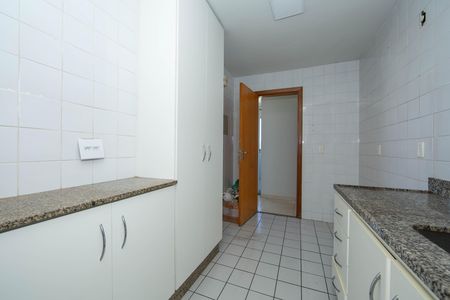 Apartamento à venda com 80m², 3 quartos e 1 vaga Apartamento à venda com 80m², 3 quartos e 1 vagaCOZINHA