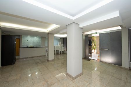 Apartamento à venda com 80m², 3 quartos e 1 vaga Apartamento à venda com 80m², 3 quartos e 1 vagaSALAO DE FESTAS