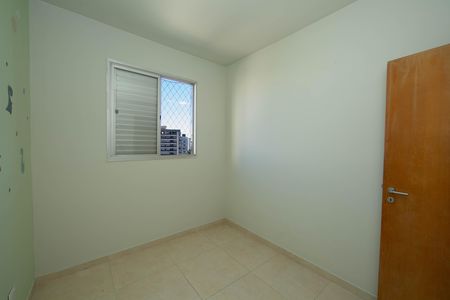 Apartamento à venda com 80m², 3 quartos e 1 vaga Apartamento à venda com 80m², 3 quartos e 1 vagaQUARTO2