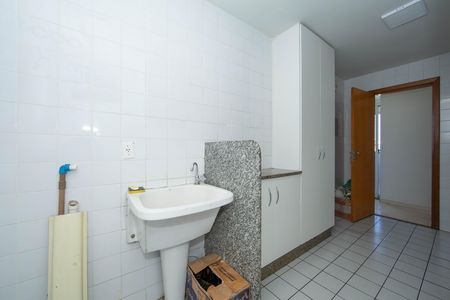 Apartamento à venda com 80m², 3 quartos e 1 vaga Apartamento à venda com 80m², 3 quartos e 1 vagaAREA DE SERVICO