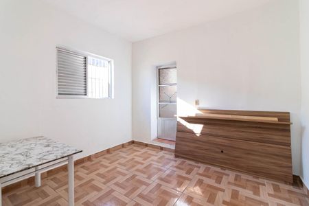 Casa para alugar com 100m², 2 quartos e 1 vagaQuarto 1