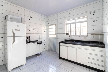 Casa para alugar com 100m², 2 quartos e 1 vagaCozinha