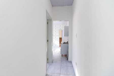 Corredor Central de casa para alugar com 2 quartos, 100m² em Casa Verde, São Paulo
