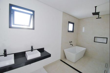 Casa à venda com 4 quartos, 280m² em Alphaville, Santana de Parnaíba