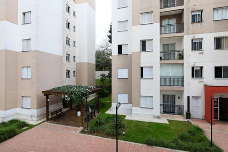 Apartamento para alugar com 42m², 2 quartos e sem vaga Apartamento para alugar com 42m², 2 quartos e sem vagaVista do Quarto 2