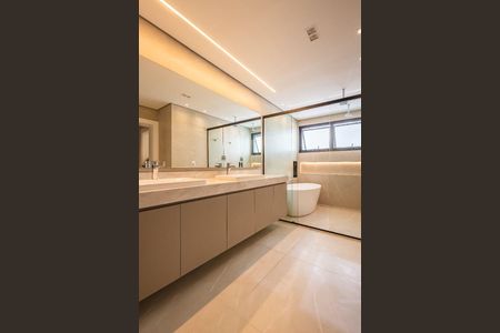 Casa à venda com 5 quartos, 526m² em Alphaville Residencial Zero, Barueri