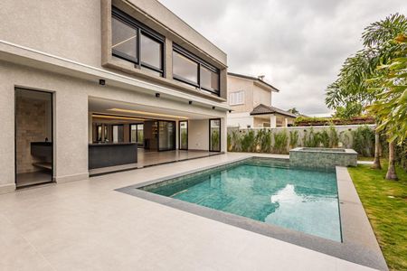 Casa à venda com 5 quartos, 526m² em Alphaville Residencial Zero, Barueri