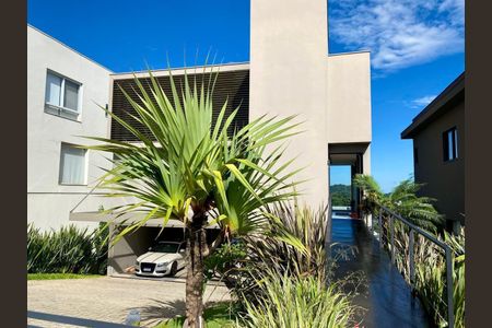 Casa à venda com 303m², 4 quartos e 9 vagas