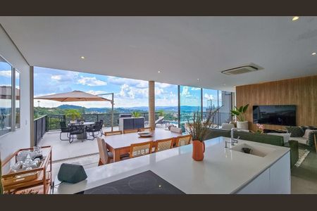 Casa à venda com 303m², 4 quartos e 9 vagas