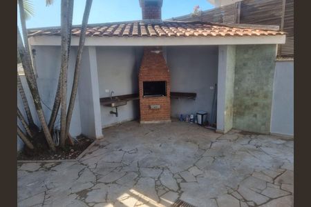 Casa à venda com 4 quartos, 350m² em Residencial Quatro (Alphaville), Santana de Parnaíba