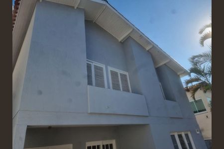 Casa à venda com 350m², 4 quartos e 4 vagas