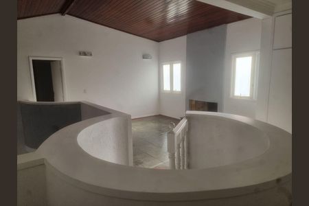 Casa à venda com 4 quartos, 350m² em Residencial Quatro (Alphaville), Santana de Parnaíba