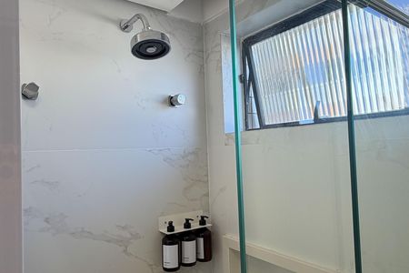 Apartamento para alugar com 74m², 2 quartos e 1 vaga Apartamento para alugar com 74m², 2 quartos e 1 vagaBanheiro da Suíte