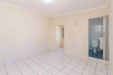 Casa para alugar com 250m², 2 quartos e sem vaga Casa para alugar com 250m², 2 quartos e sem vagaQuarto 1