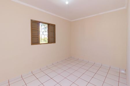 Casa para alugar com 250m², 2 quartos e sem vaga Casa para alugar com 250m², 2 quartos e sem vagaQuarto 2