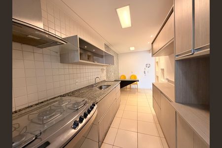 Cozinha de apartamento à venda com 3 quartos, 91m² em Engordadouro, Jundiaí