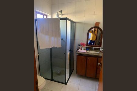 Banheiro de casa à venda com 3 quartos, 304m² em Jardim dos Oliveiras, Campinas