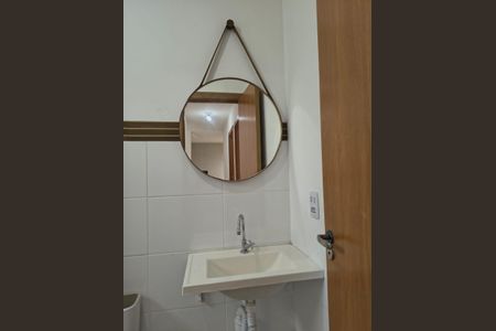 Banheiro de apartamento à venda com 2 quartos, 44m² em Campo Grande, Rio de Janeiro