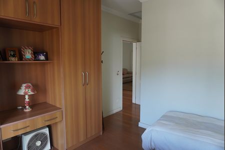 Casa de condomínio à venda com 401m², 4 quartos e 4 vagasSuite 3