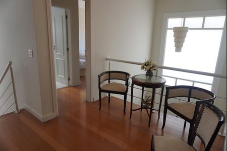 Casa de condomínio à venda com 401m², 4 quartos e 4 vagasDetalhe Sala