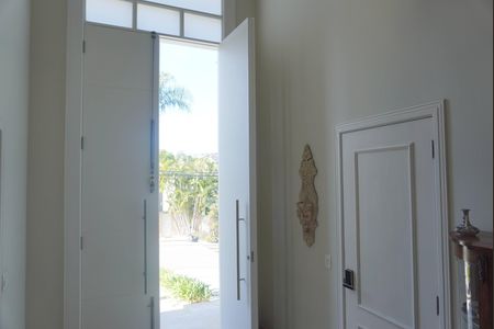 Casa de condomínio à venda com 401m², 4 quartos e 4 vagasEntrada